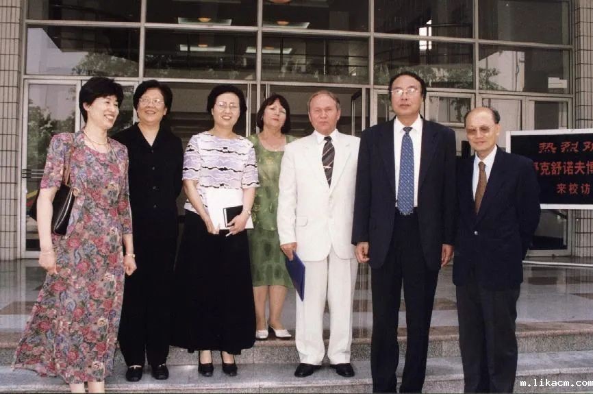 说明: 图片 说明: 图片